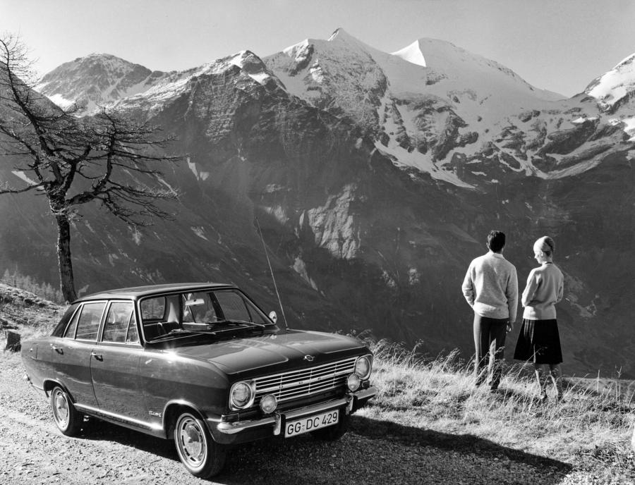  Opel Kadett 4-Door Sedan (B) 1965 года  (фото 6 из 13)